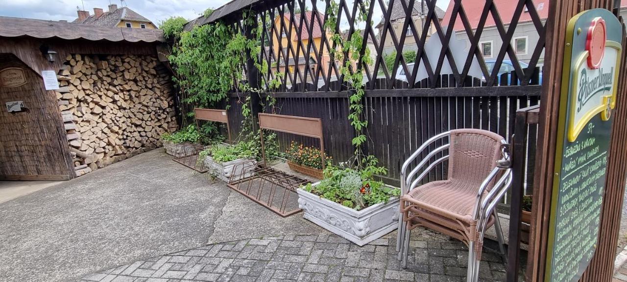 Liebenstein Restaurant Pension Libá Exterior foto